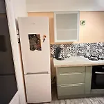 2p 50m2 With Ac & Free Parking & 2 Balconies 公寓