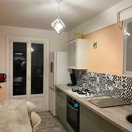 2p 50m2 With Ac & Free Parking & 2 Balconies * 앙티브