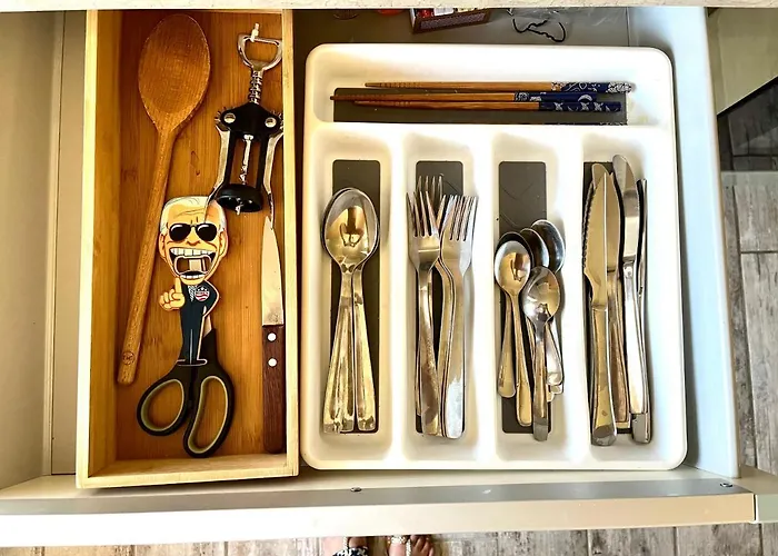 Apartment 2p 50m2 With Ac & Free Parking & 2 Balconies Antibes