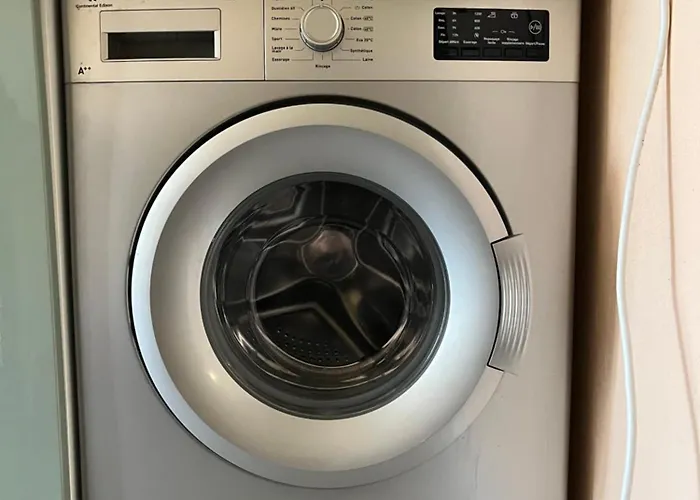 Apartment 2p 50m2 With Ac & Free Parking & 2 Balconies *