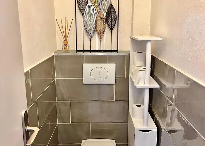 2p 50m2 With Ac & Free Parking & 2 Balconies