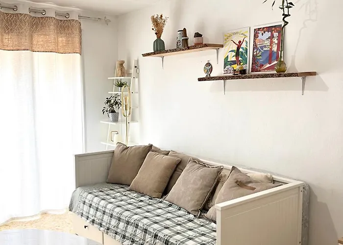 2p 50m2 With Ac & Free Parking & 2 Balconies * Antibes